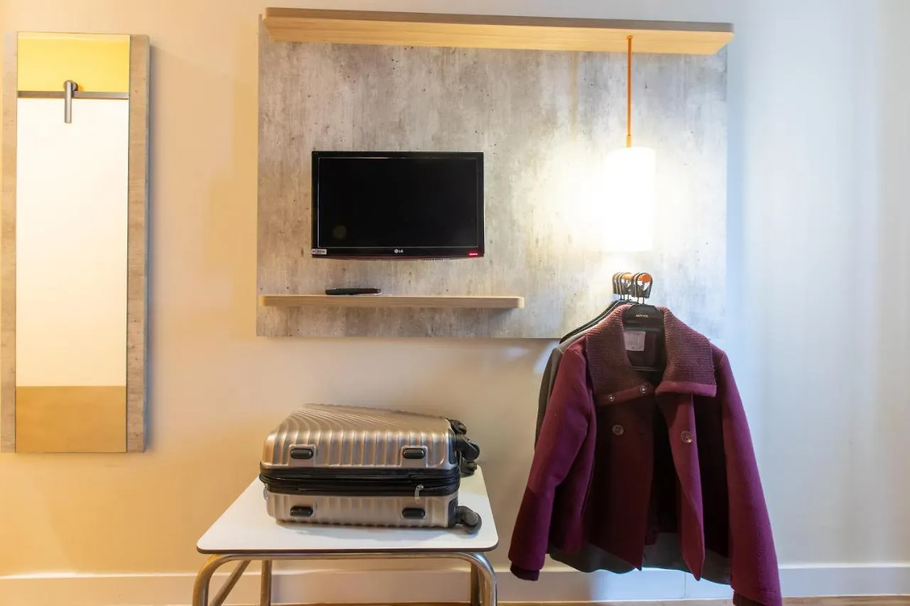 Ibis Budget Sao Paulo Morumbi 2*,